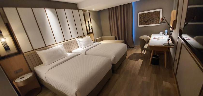Imagen de la habitación del Hotel Swiss-Belhotel Solo. Foto 15