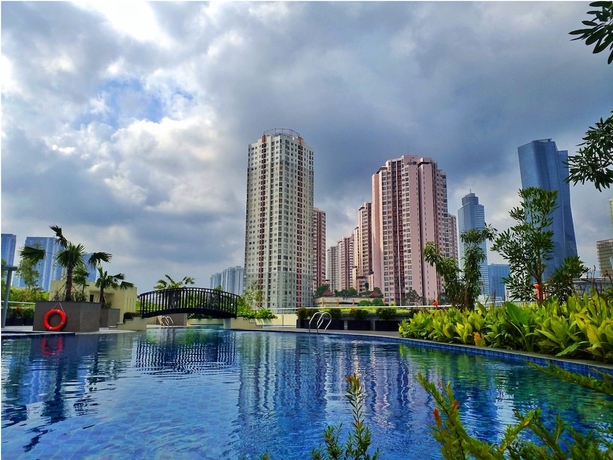 Imagen de la piscina del Hotel Swiss-Belresidences Rasuna Epicentrum. Foto 18