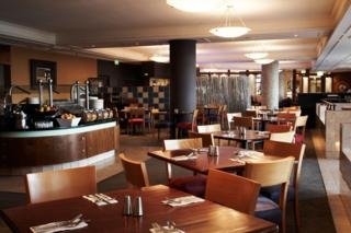Imagen del bar/restaurante del Hotel Swiss-Grand Resort & Spa Bondi Beach. Foto 3