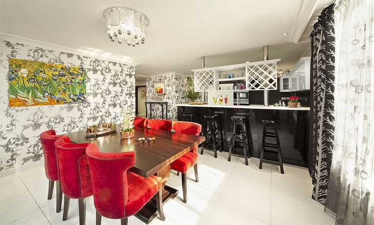 Imagen de la habitación del Hotel Swiss-belhotel Corniche. Foto 5