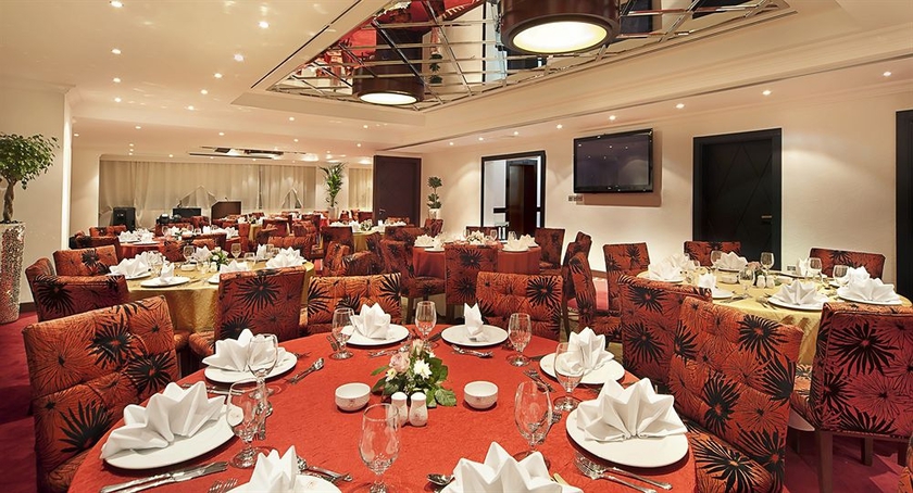 Imagen de los interiores del Hotel Swiss-belhotel Corniche. Foto 9