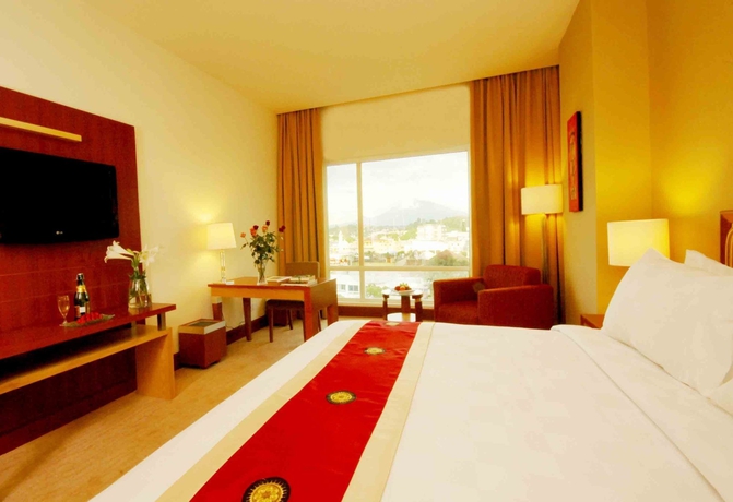 Imagen de la habitación del Hotel Swiss-belhotel Maleosan Manado. Foto 2
