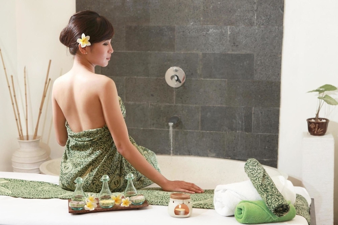 Imagen de la piscina del Hotel Swiss-belhotel Maleosan Manado. Foto 9