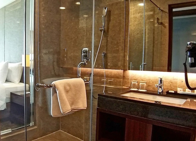 Imagen de la habitación del Hotel Swiss-belhotel Serpong - Chse Certified. Foto 10