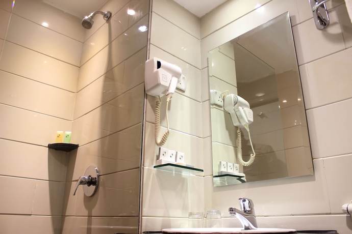 Imagen de la habitación del Hotel Swiss-belinn Baloi Batam. Foto 9