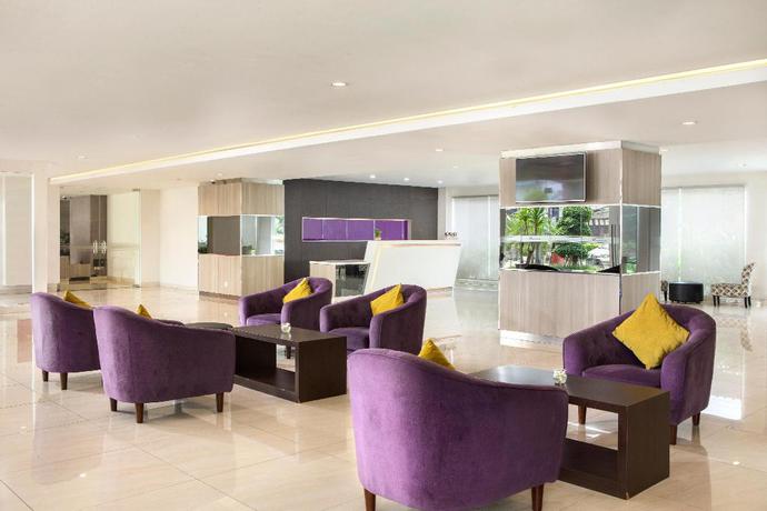 Imagen de los interiores del Hotel Swiss-belinn Cibitung - Chse Certified. Foto 6