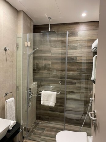 Imagen general del Hotel Swiss-belinn Sharq Kuwait. Foto 5
