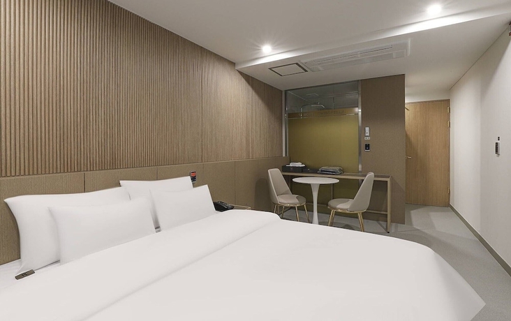 Imagen de la habitación del Hotel Swissbella. Foto 3
