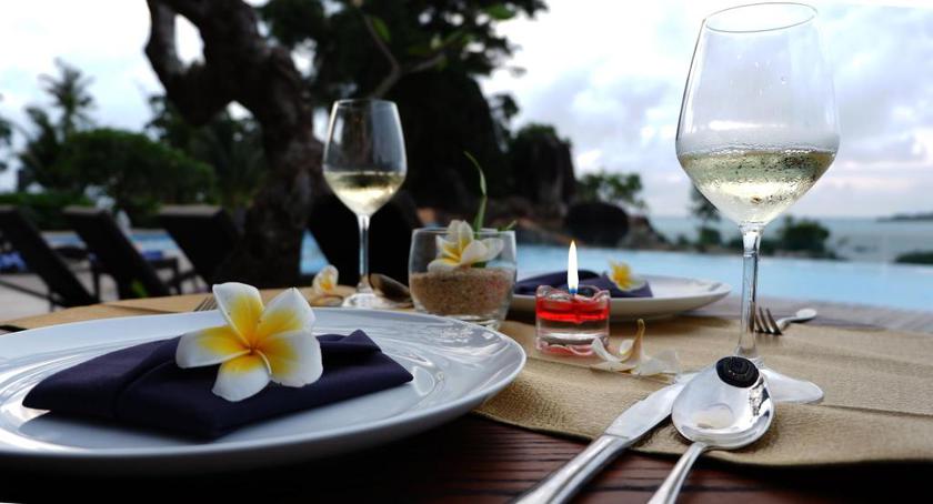 Imagen del bar/restaurante del Hotel Swiss-belresort Belitung - Chse Certified. Foto 7