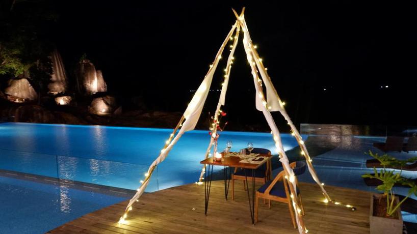 Imagen del bar/restaurante del Hotel Swiss-belresort Belitung - Chse Certified. Foto 9