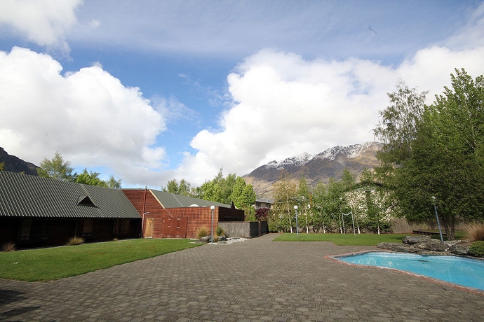 Imagen de los exteriores del Hotel Swiss-belresort Coronet Peak. Foto 8