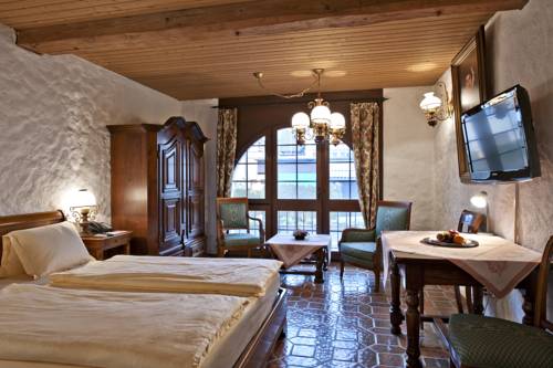 Imagen de la habitación del Hotel Swiss-chalet Merlischachen - Romantik Schloss-hotel Am See. Foto 3