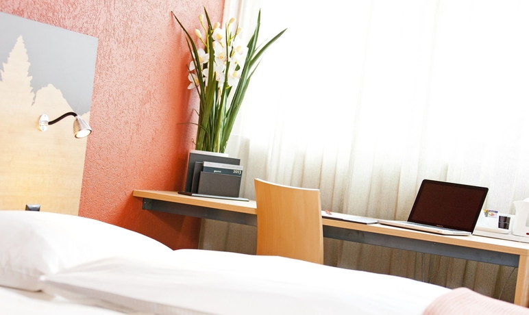 Imagen de la habitación del Hotel Swissever Zug Swiss Quality. Foto 4