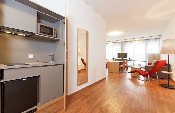 Imagen de la habitación del Hotel Swissever Zug Swiss Quality. Foto 11