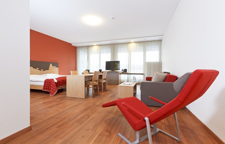 Imagen de la habitación del Hotel Swissever Zug Swiss Quality. Foto 13