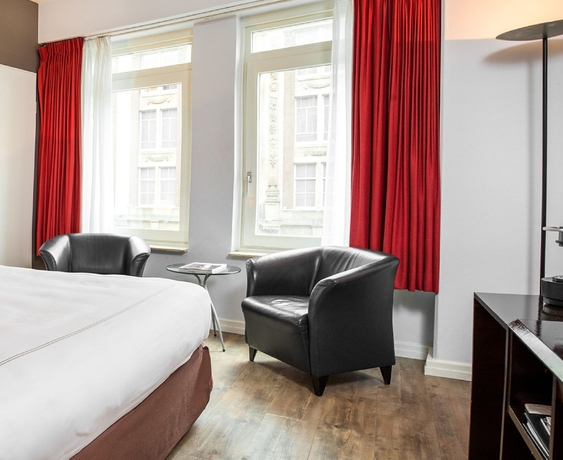 Imagen de la habitación del Hotel Swissôtel Amsterdam. Foto 5