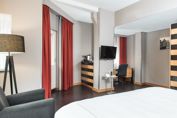 Imagen de la habitación del Hotel Swissôtel Amsterdam. Foto 6