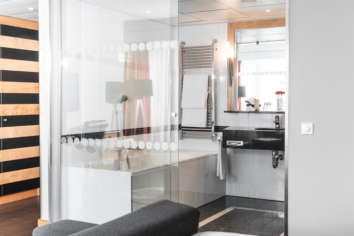 Imagen de la habitación del Hotel Swissôtel Amsterdam. Foto 9