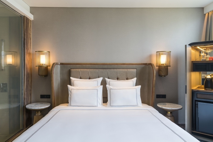 Imagen de la habitación del Hotel Swiss&ocirc;tel Jakarta Pik Avenue. Foto 6