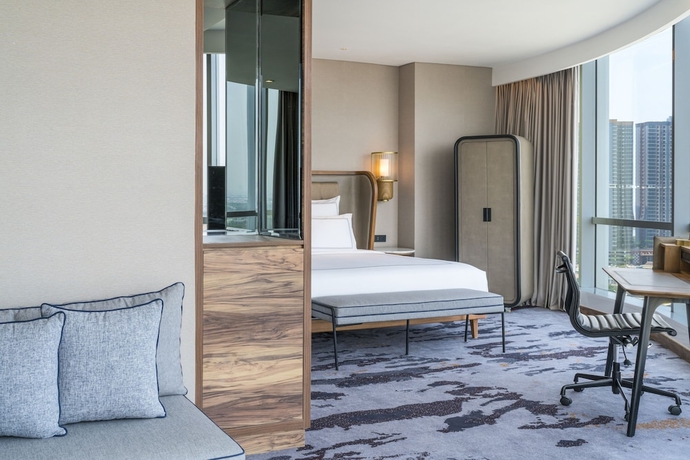 Imagen de la habitación del Hotel Swiss&ocirc;tel Jakarta Pik Avenue. Foto 11