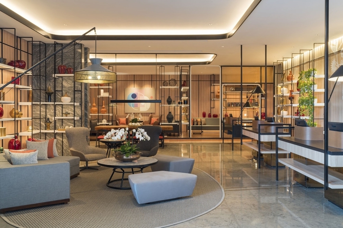 Imagen de los interiores del Hotel Swiss&ocirc;tel Jakarta Pik Avenue. Foto 19