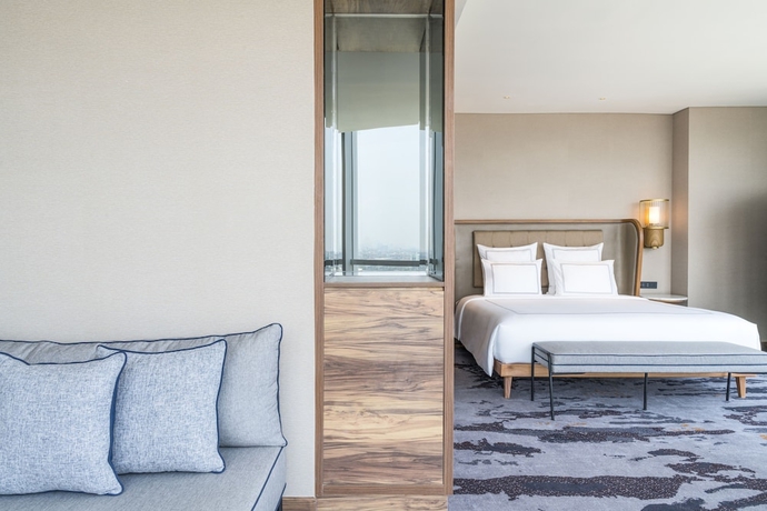 Imagen de la habitación del Hotel Swiss&ocirc;tel Jakarta Pik Avenue. Foto 15