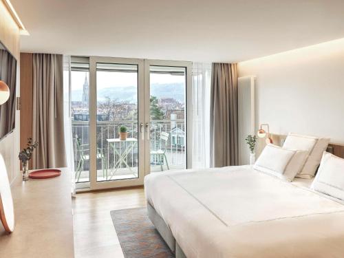 Imagen de la habitación del Hotel Swissôtel Kursaal Bern. Foto 13
