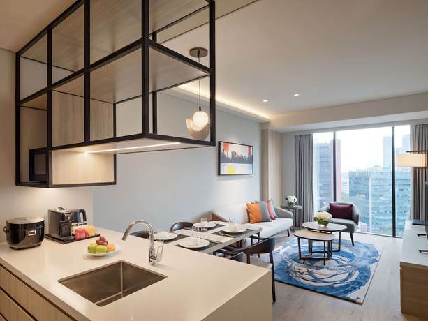 Imagen de la habitación del Hotel Swiss&ocirc;tel Living Jakarta Mega Kuningan. Foto 3