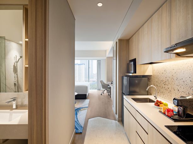 Imagen de la habitación del Hotel Swiss&ocirc;tel Living Jakarta Mega Kuningan. Foto 9