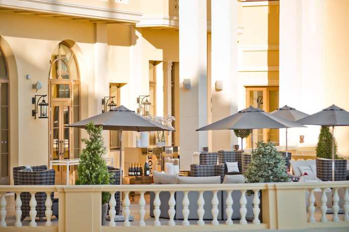 Imagen del bar/restaurante del Hotel Swissôtel Resort Sochi Kamelia. Foto 4