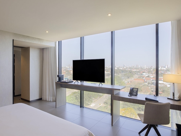 Imagen de la habitación del Hotel Swiss&ocirc;tel Santa Cruz De La Sierra. Foto 6
