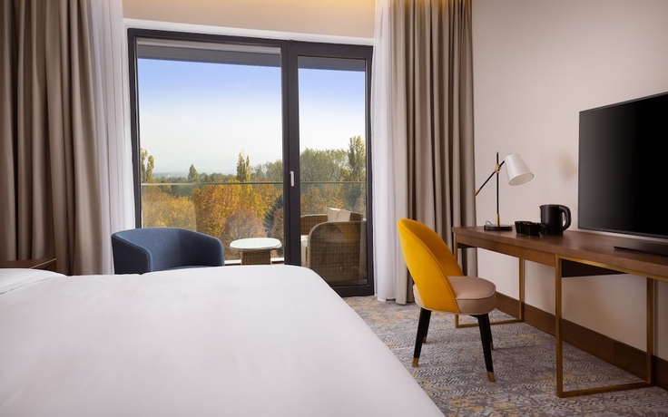 Imagen de la habitación del Hotel Swiss&ocirc;tel Wellness Resort Alatau Almaty. Foto 13