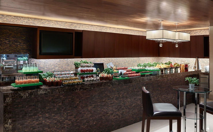 Imagen del bar/restaurante del Hotel Swissotel Al Ghurair. Foto 8