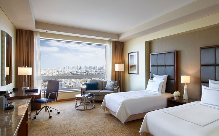 Imagen de la habitación del Hotel Swissotel Al Ghurair. Foto 14