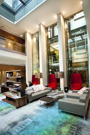Imagen de los interiores del Hotel Swissotel Berlin. Foto 15
