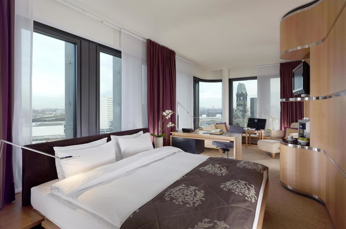 Imagen de la habitación del Hotel Swissotel Berlin. Foto 8