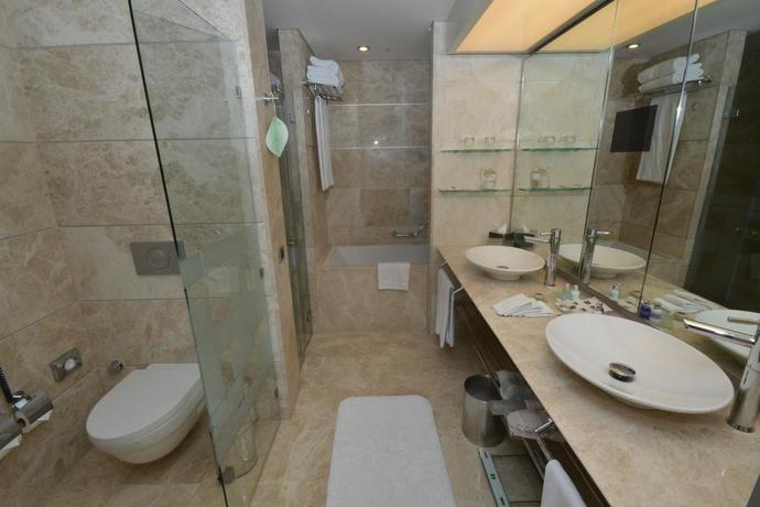 Imagen de la habitación del Hotel Swissotel Buyuk Efes Izmir. Foto 6