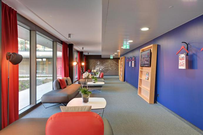 Imagen de los interiores del Hotel Swisstech. Foto 12