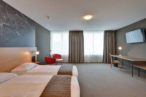 Imagen de la habitación del Hotel Swisstech. Foto 8