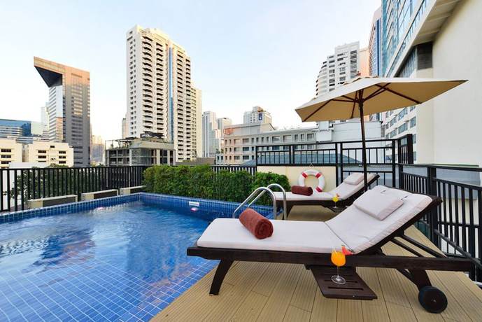Imagen de la piscina del Hotel Syama Suite Sukhumvit 20. Foto 6