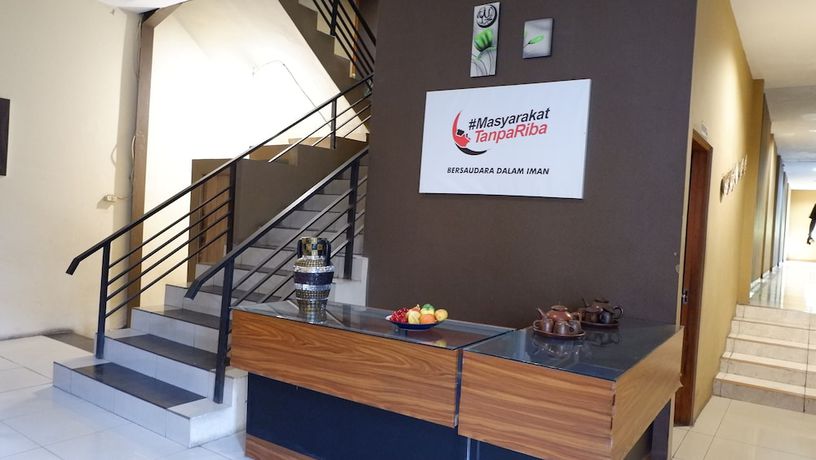 Imagen de los interiores del Hotel Syariah Larismanis. Foto 19