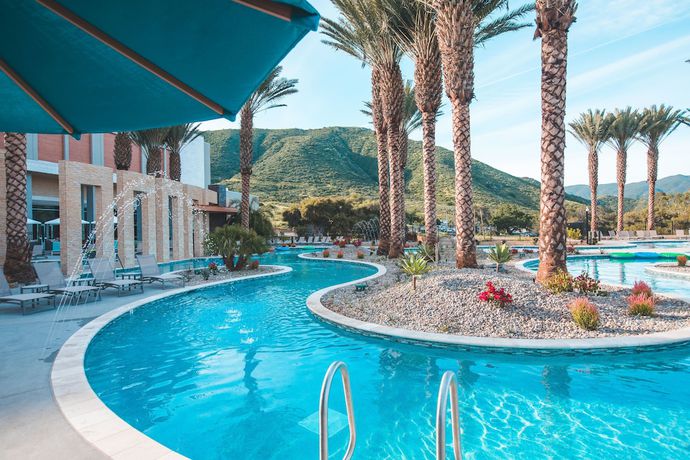Imagen de la piscina del Hotel Sycuan Casino Resort. Foto 18