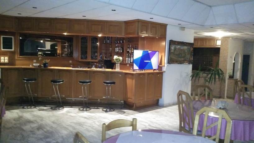 Imagen del bar/restaurante del Hotel Sydney, Zante. Foto 4