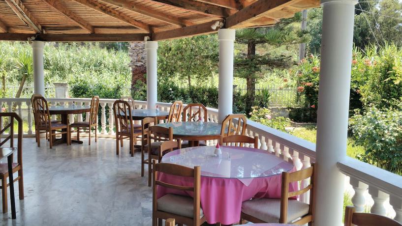 Imagen del bar/restaurante del Hotel Sydney, Zante. Foto 5