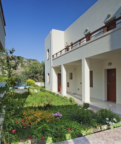 Imagen de los exteriores del Hotel Syia. Foto 17