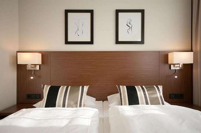 Imagen de la habitación del Hotel Sylter Hof Berlin. Foto 8