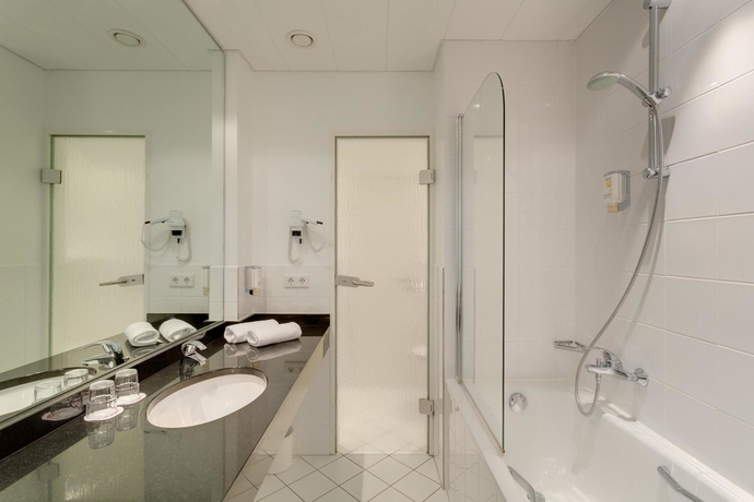 Imagen de la habitación del Hotel Sylter Hof Berlin superior City West. Foto 5