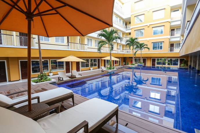 Imagen de la piscina del Hotel Sylvia Kupang. Foto 18