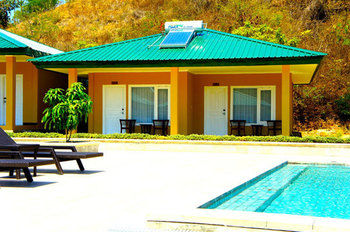 Imagen de la piscina del Hotel Sylvia Resort Komodo Labuan Bajo. Foto 12