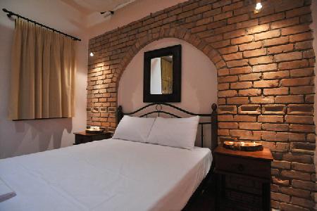 Imagen de la habitación del Hotel Symmetron Suites. Foto 8